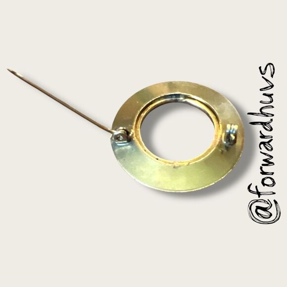 Bundle Sale 3 for $15 | Vintage Gold Tone Circular Brooch – Textured Design - Picture 6 of 8